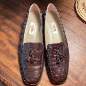 Talbots faux croc womens loafers with tassels 8M